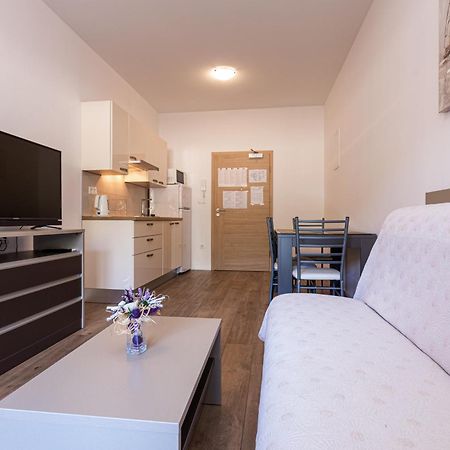 באסקה Apartments Crnekovic Tomislava 8A מראה חיצוני תמונה