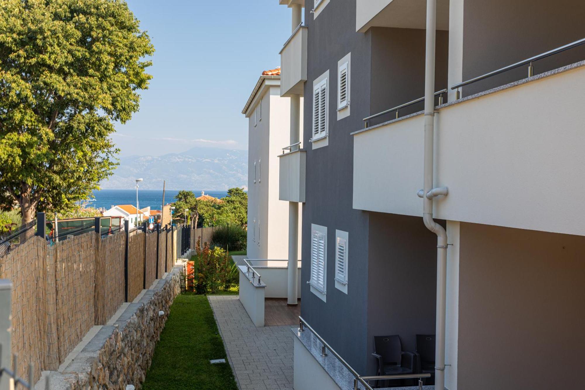 באסקה Apartments Crnekovic Tomislava 8A מראה חיצוני תמונה
