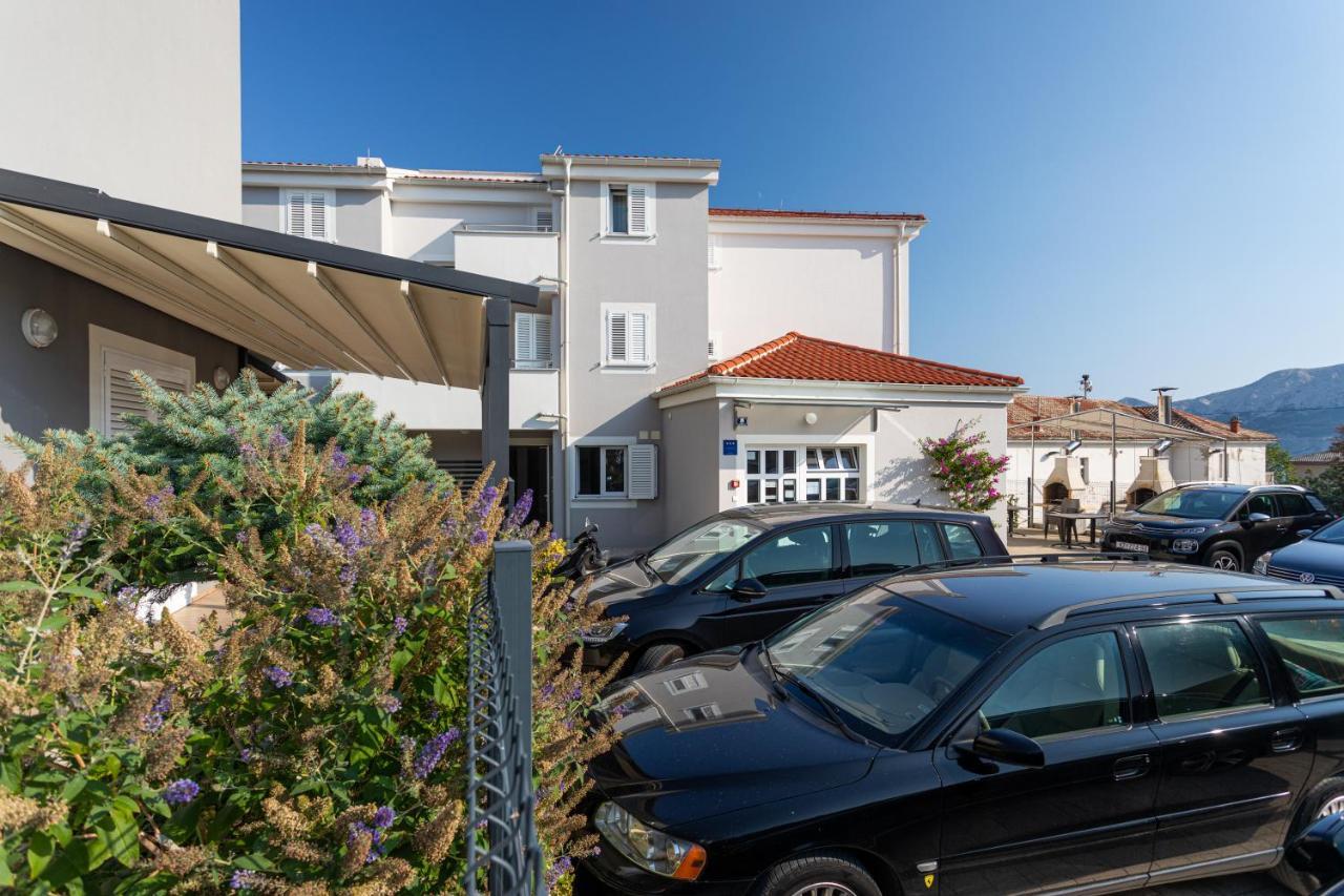 באסקה Apartments Crnekovic Tomislava 8A מראה חיצוני תמונה
