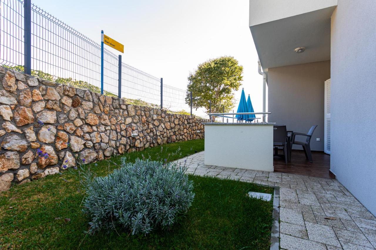 באסקה Apartments Crnekovic Tomislava 8A מראה חיצוני תמונה