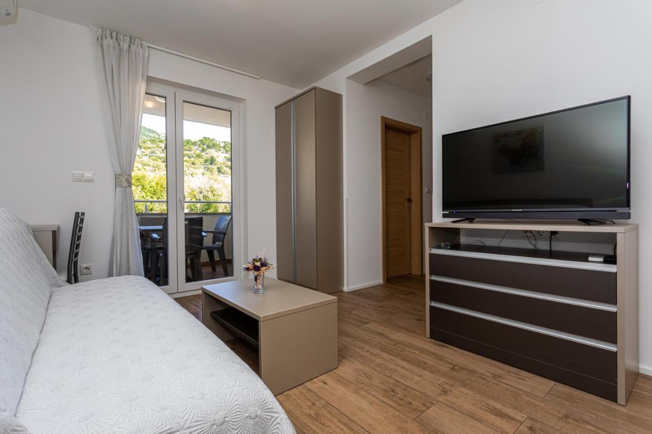 באסקה Apartments Crnekovic Tomislava 8A מראה חיצוני תמונה