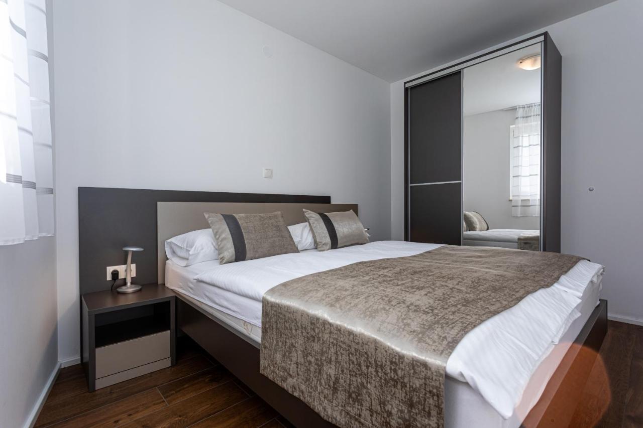 באסקה Apartments Crnekovic Tomislava 8A מראה חיצוני תמונה