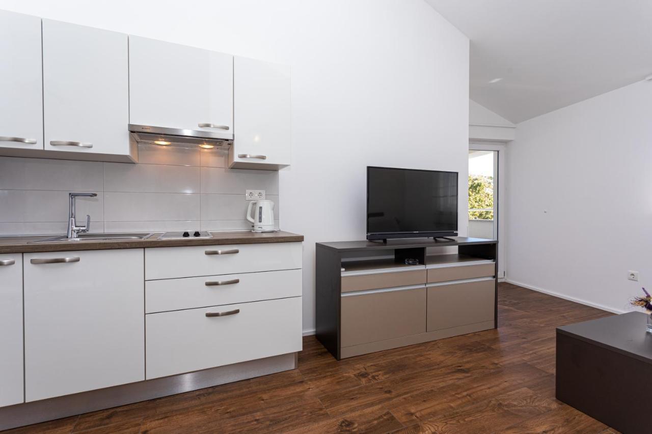 באסקה Apartments Crnekovic Tomislava 8A מראה חיצוני תמונה