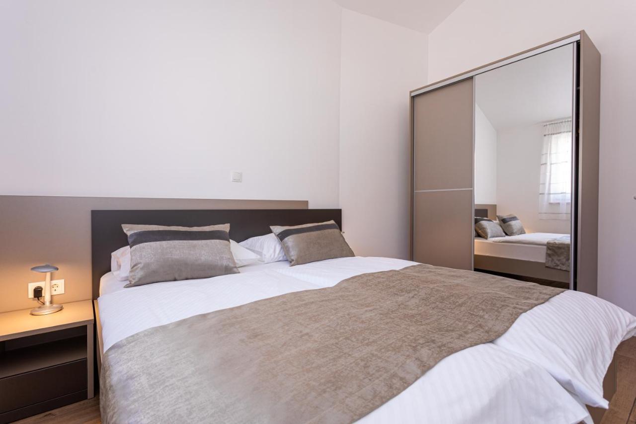 באסקה Apartments Crnekovic Tomislava 8A מראה חיצוני תמונה