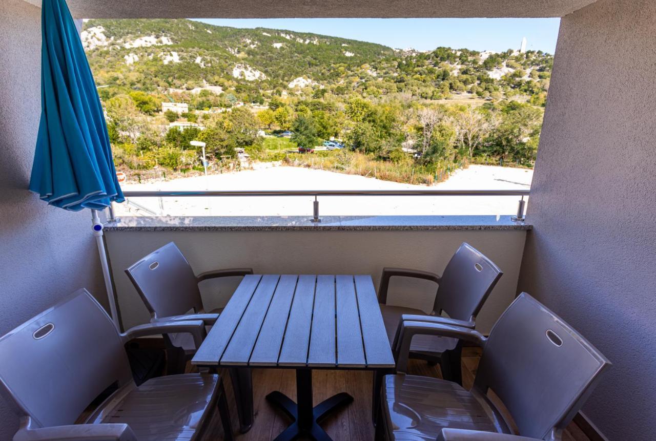 באסקה Apartments Crnekovic Tomislava 8A מראה חיצוני תמונה