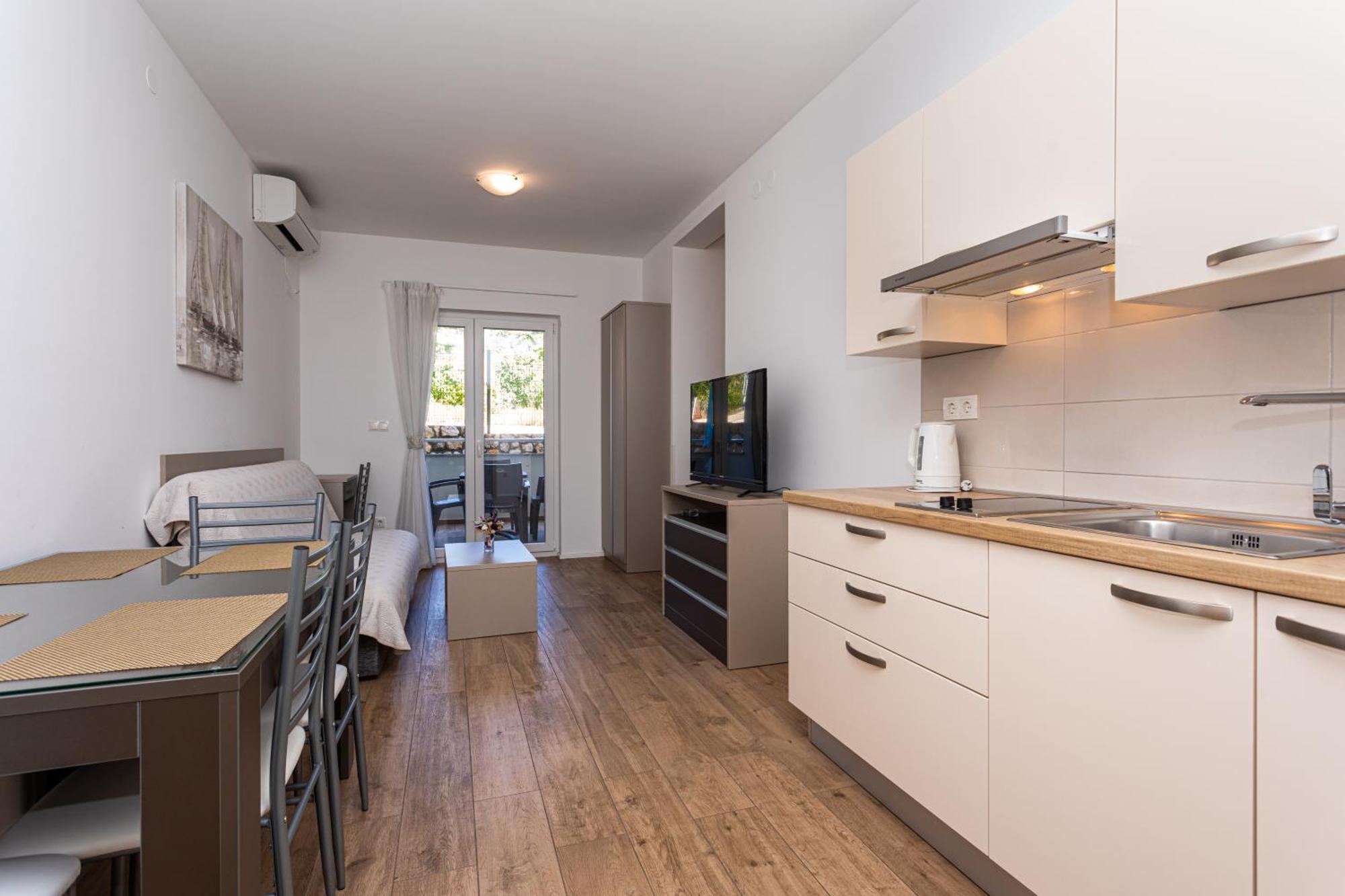 באסקה Apartments Crnekovic Tomislava 8A מראה חיצוני תמונה